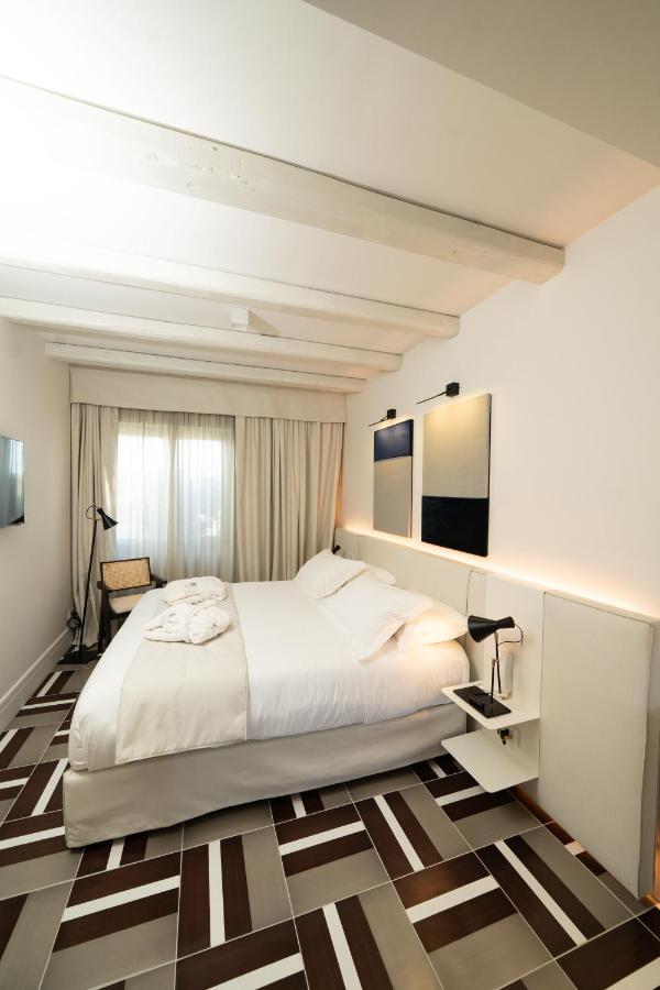 Dimora Dei Lari Hotel Баколи Екстериор снимка